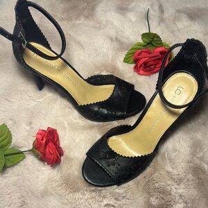 LC Lauren Conrad Black Ankle Strap Heels